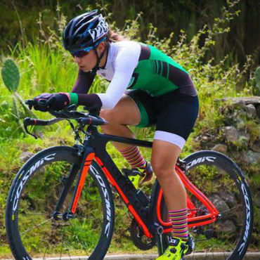 Lina Marcela Hernández ganadora de CRI de Vuelta del Futuro Femenina