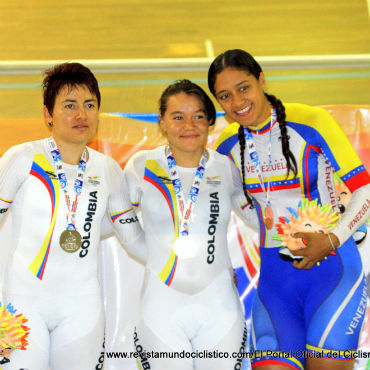 Martha Bayona, oro en la prueba de los 500 metros.Diana Garcia plata