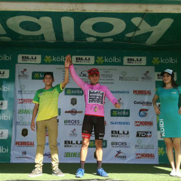 Cardona ganó la primera etapa para los escarabajos en la edición 2017 del Tour tico
