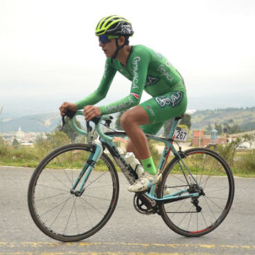 Andrés Mancipe ganador CRI-Prejuvenil Clásica Boyacá Raza de Campeones