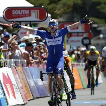 Elia Viviani vencedor de tercera etapa del Tour Down Under