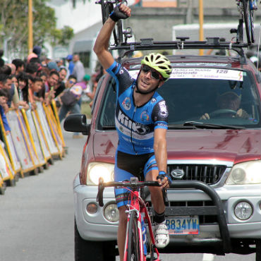 Jorge Abreu ganador de quinta etapa (Foto-Prensa Deportiva JHS)