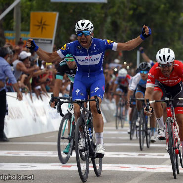 Maximiliano Richeze ganador de cuarta etapa de Vuelta a San Juan (Foto Bettiniphoto.net)