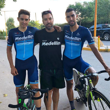 Oscar Sevilla, José Julián Velásquez y Omar Mendoza, en San Juan (Foto Medellín-Inder)