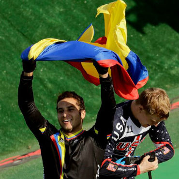 Carlos Ramírez en el mejor de los colombianos en el UCI BMX Ranking