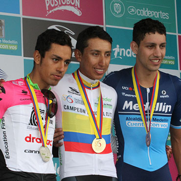 Egan Bernal se colgó la medalla de oro de la CRI del Campeonato Nacional de ruta 2018