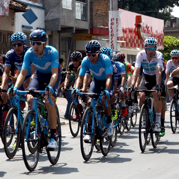 Nairo Quintana fue uno de los afectados por caída