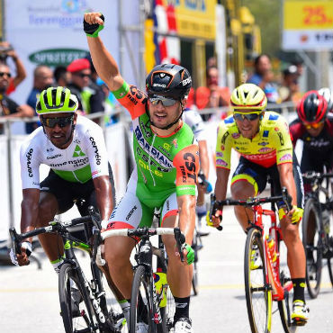Andrea Guardini ganador de primera etapa de Tour de Langkawi