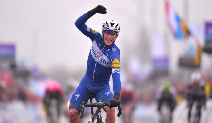 Ives Lampaert gana por segunda vez consecutiva La Clásica A Través de Flandes (Foto-Quick-Step)