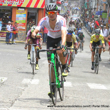 Juan Pablo Suárez ganador de tercera etapa de Vuelta al Tolima