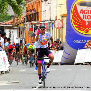 Sebastián Molano vencedor de cuarta etapa de Vuelta al Valle