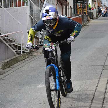 Gutíerrez defendió la casa en el DHI Urbano que abrió la Copa Mundo de Enduro, Manizales 2018