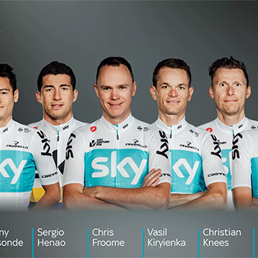 Sergio Luis Henao en alineación de la poderosa escuadra del Team Sky para Giro