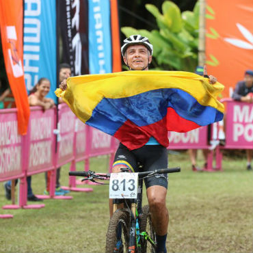 Santiago Robledo uno de los consagrados con Oro en Panamericano de MTB (Foto FCC)