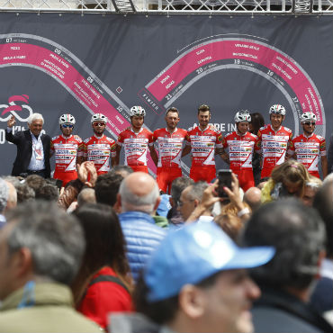 El Androni Sidermec de Giani Savio ha estado en todas las fugas del Giro