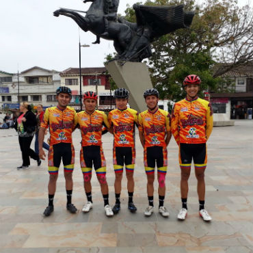 El equipo Bakano del Valle por el protagonismo en Vuelta de la Juventud