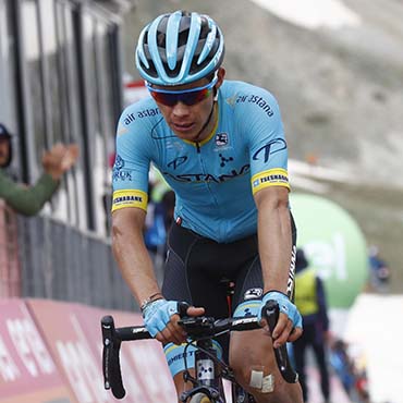 Miguel Ángel López fue noveno en la etapa de este domingo en el Giro de Italia