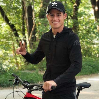 Nairo Quintana invitó a su compatriota James Rodríguez a pedalear por Boyacá
