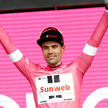 Tom Dumoulin se viste de rosa