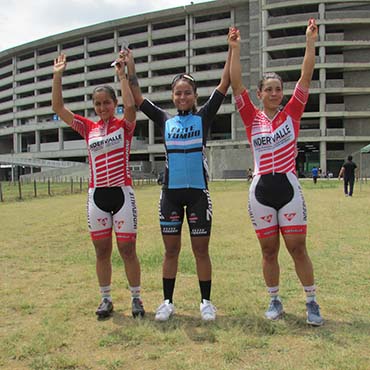 El podio femenino del Circuito Hernán Herrón 2018 disputado en Cali