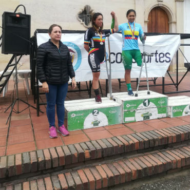 Daniela Carolina Munévar una de las ganadoras de medalla de oro