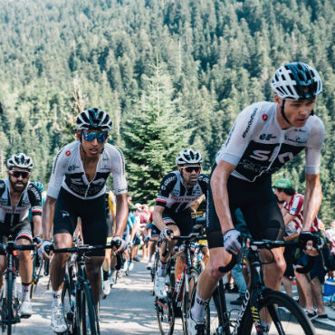 Egan Bernal, contento por la labor realizada para el equipo Sky en su debut en el TDF