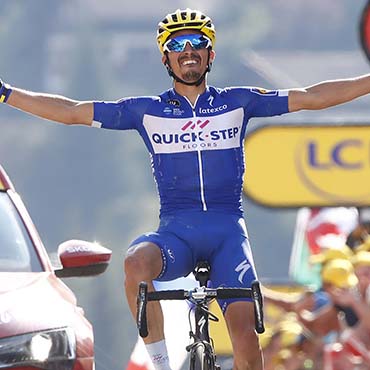 Julian Alaphilippe consiguió este lunes su primera victoria en el TDF