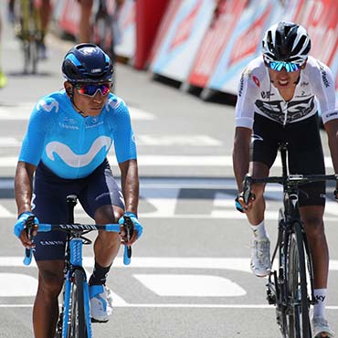 Nairo Quintana sufrió un problema mecánico antes de los tres kilómetros del final