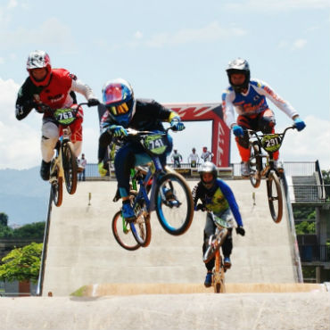 Con entrenamientos arrancó Panamericano de BMX en Medellín