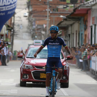 Robinson Chalapud ganador de primera etapa de Vuelta a Antioquia (FOTO Anderson Bonilla)