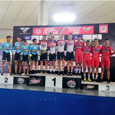 Colombia, Plata en Persecución Equipos con Marvin Angarita, Brayan Sánchez, Juan Esteban Arango y Carlos Tobón