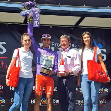Iván Ramiro Sosa, en lo más alto del podio de la Vuelta a Burgos