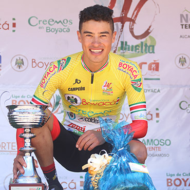 El joven cundinamarqués Germán Chaves se alzó con el título de la Vuelta a Colombia