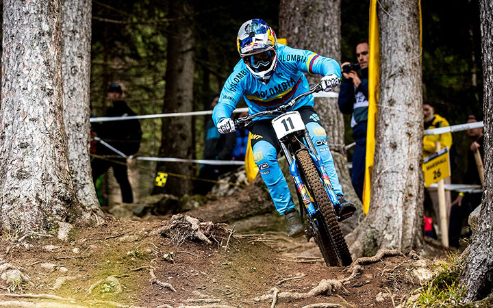 Marcelo Gutiérrez ocupó el puesto 30 en la disputa del Downhill del Campeonato Mundial de Lenzerheide 2018