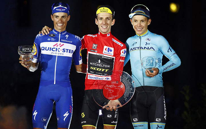 López cerró una genial actuación en la Vuelta a España 2018 en el podio final junto al campeón Simon Yates y el español Enric Mas