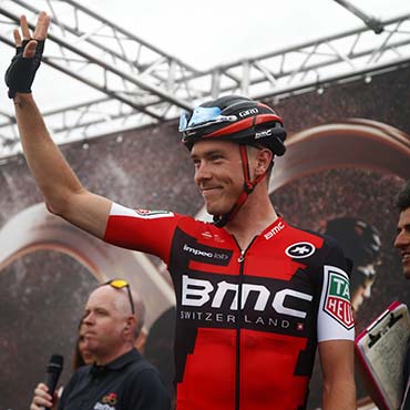 Rohan Dennis, dispuesto a disfrutar su camiseta arcoiris en el 2019