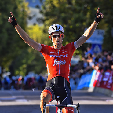 Mollema se llevó una gran victoria en el GP Bruno Beghelli 2018