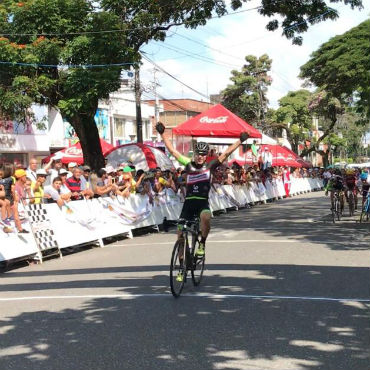 José Tito Hernández ganador de Gran Premio Ciudad Musical de Colombia en Ibagué