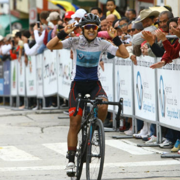 Paula Andrea Patiño se adjudicó la segunda etapa de la Vuelta a Colombia Femenina
