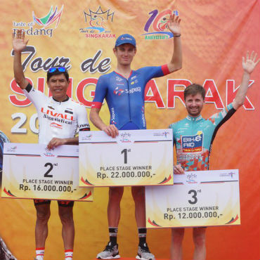 Colombiano Edwin Parra segundo en tercera etapa del Tour de de Singkarak (Foto Tour de Singkarak)