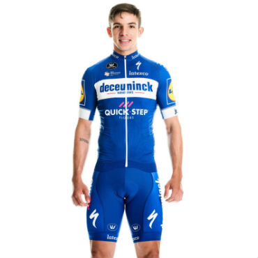 El velocista colombiano Álvaro Hodeg luce el nuevo uniforme del Deceuninck-Quick Step 2019