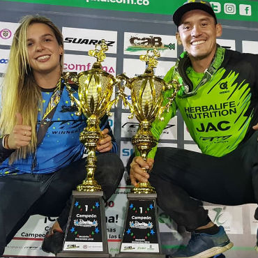 Andrea Escobar y Carlos Oquendo, las figuras del Campeonato Internacional de las luces (Foto GW Shimano)