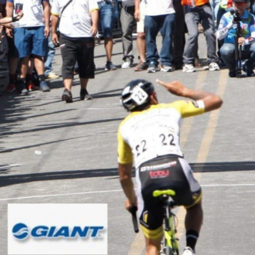 Oscar Quiroz se llevó la victoria en la novena etapa de la ronda costarricense (Foto©crciclismo.com)