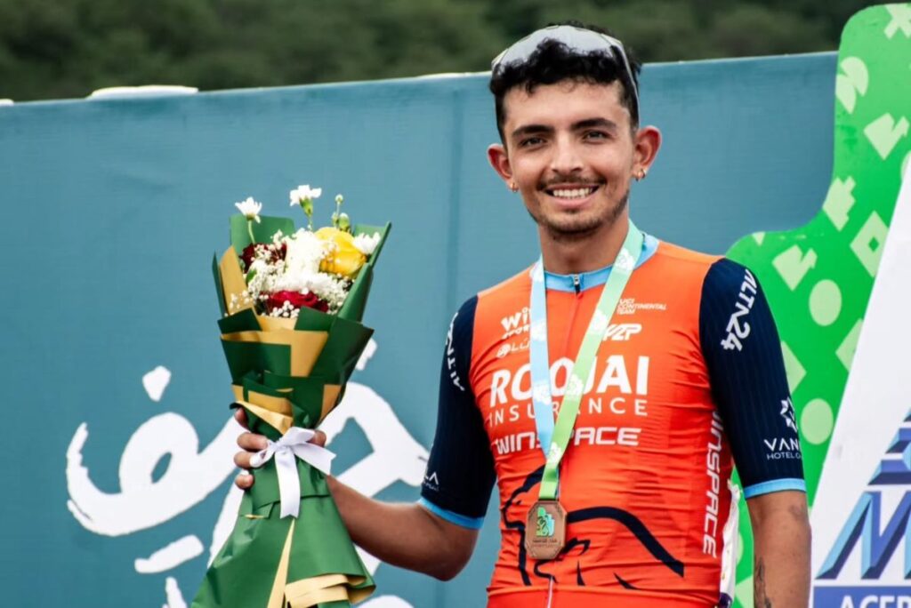 ¡Podio suramericano! Eduardo Sepúlveda conquista la Dhofar Classic con Nicolás Sessler 2° y Alejandro Callejas 3° ¡Podio suramericano! Eduardo Sepúlveda conquista la Dhofar Classic con Nicolás Sessler 2° y Alejandro Callejas 3°